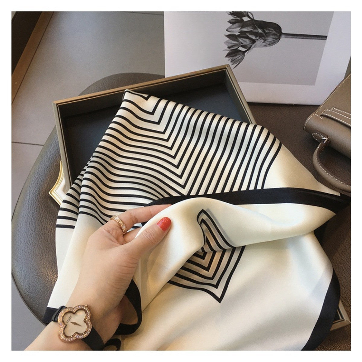 Pañoleta Blanco Rayas