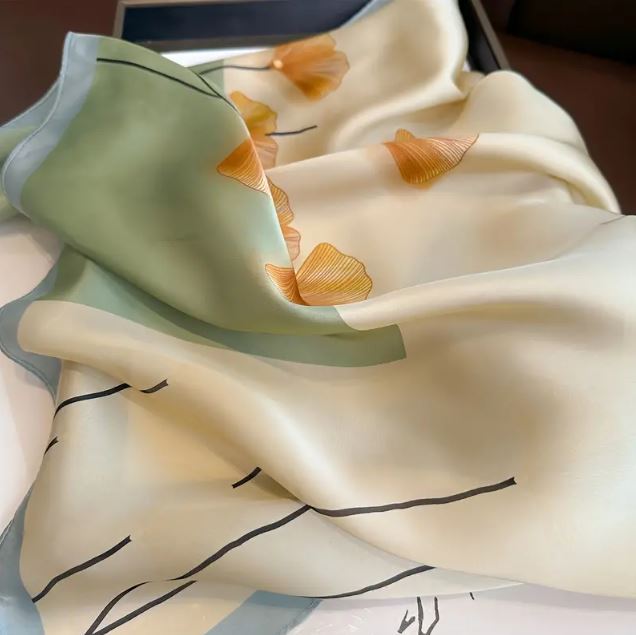 Pañoleta Hoja Verde